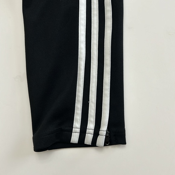 Women’s adidas sweats - Picture 3 of 6